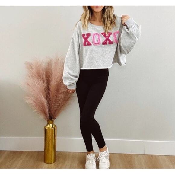 altar d state Xoxo Cropped Sweatshirt - Picture 6 of 12